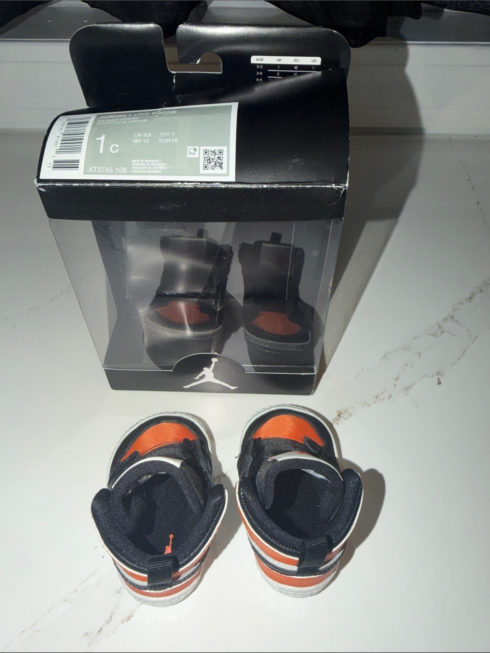 Brand New Infant NIKE Crib Bootie Sneakers Size 1C . Comes With Original Box - Picture 2 of 4